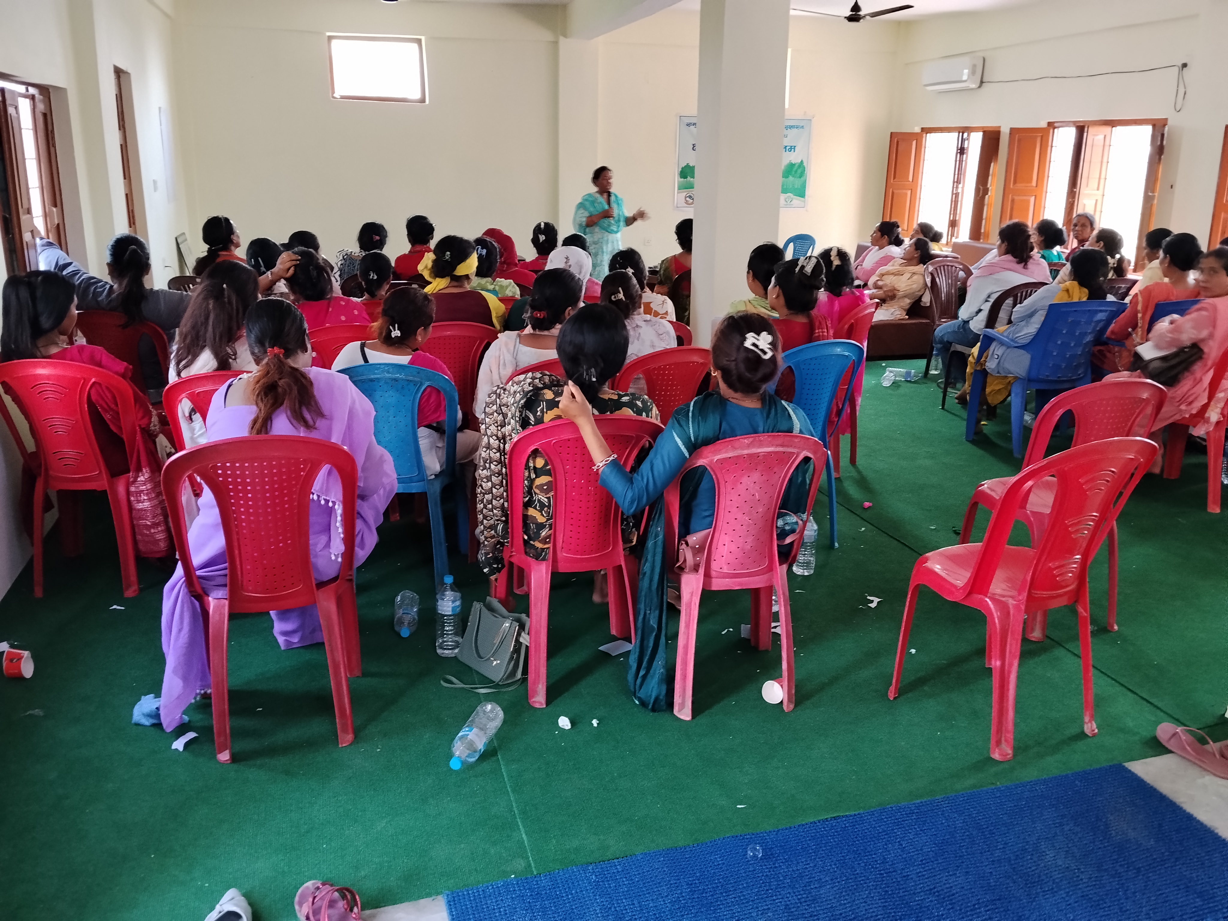 सामुदायिक वनका महिला पदाधिकारीहरुलाई क्षमता अभिवृद्धि